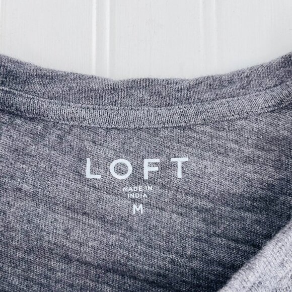 Loft Womens Gray Embroidered Bell Sleeve Top Size Medium Knit Pullover - Picture 2 of 5